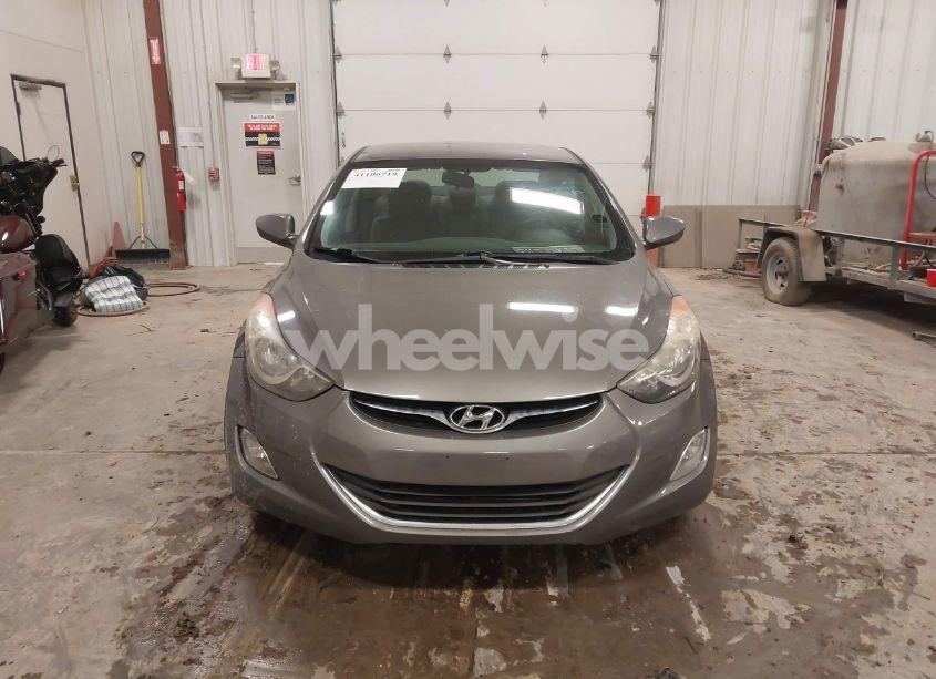 Photo 12 of 2013 Hyundai Elantra GLS (VIN 5NPDH4AE6DH330472)