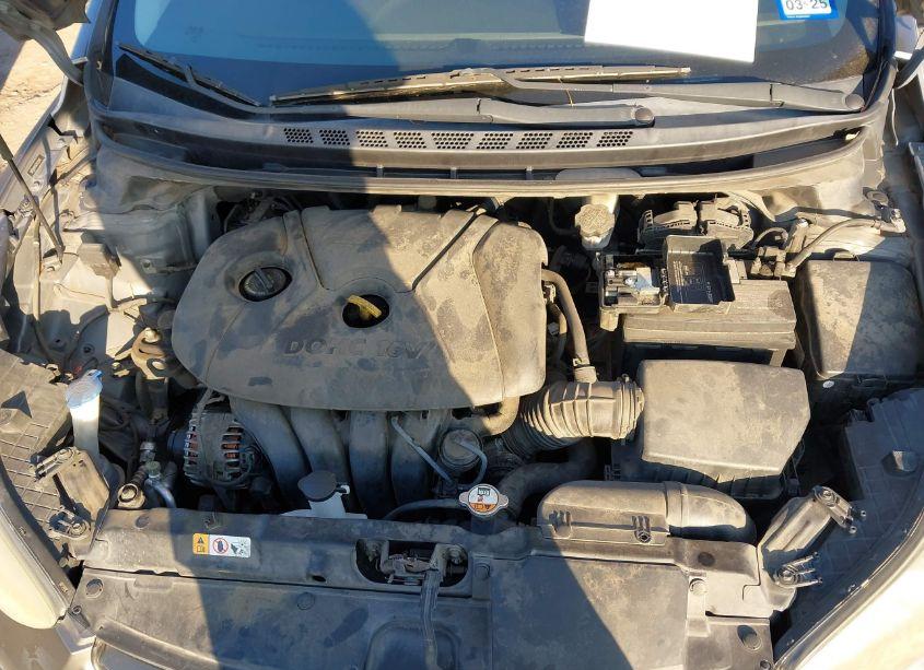 Photo 10 of 2013 Hyundai Elantra LIMITED (VIN 5NPDH4AE6DH335915)