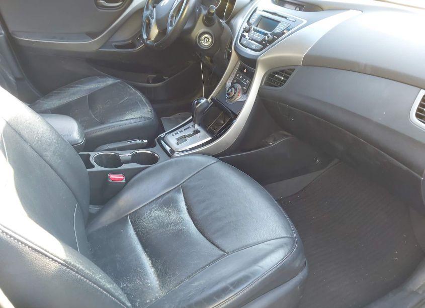 Photo 5 of 2013 Hyundai Elantra LIMITED (VIN 5NPDH4AE6DH335915)