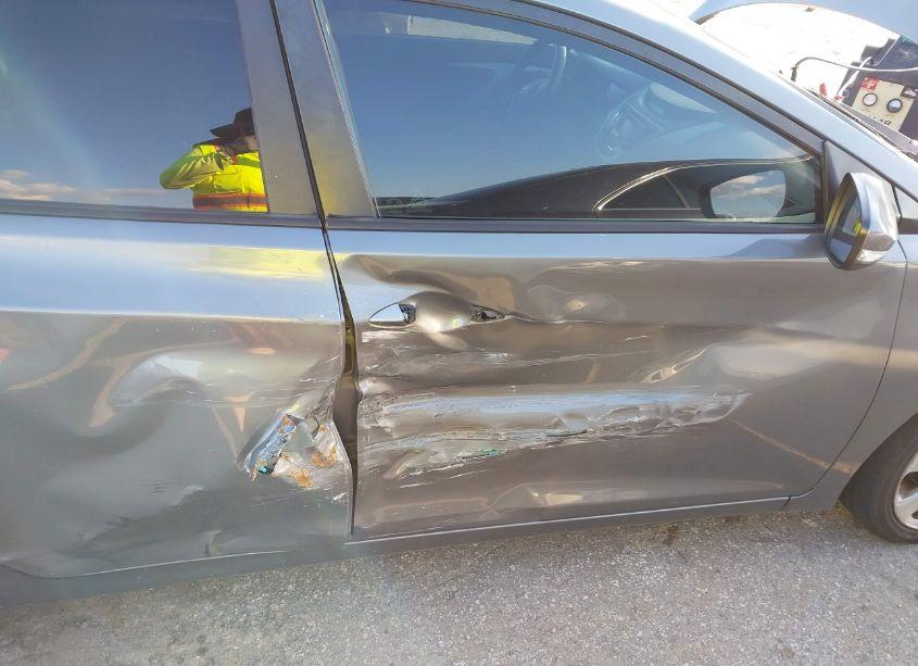 Photo 6 of 2013 Hyundai Elantra LIMITED (VIN 5NPDH4AE6DH335915)