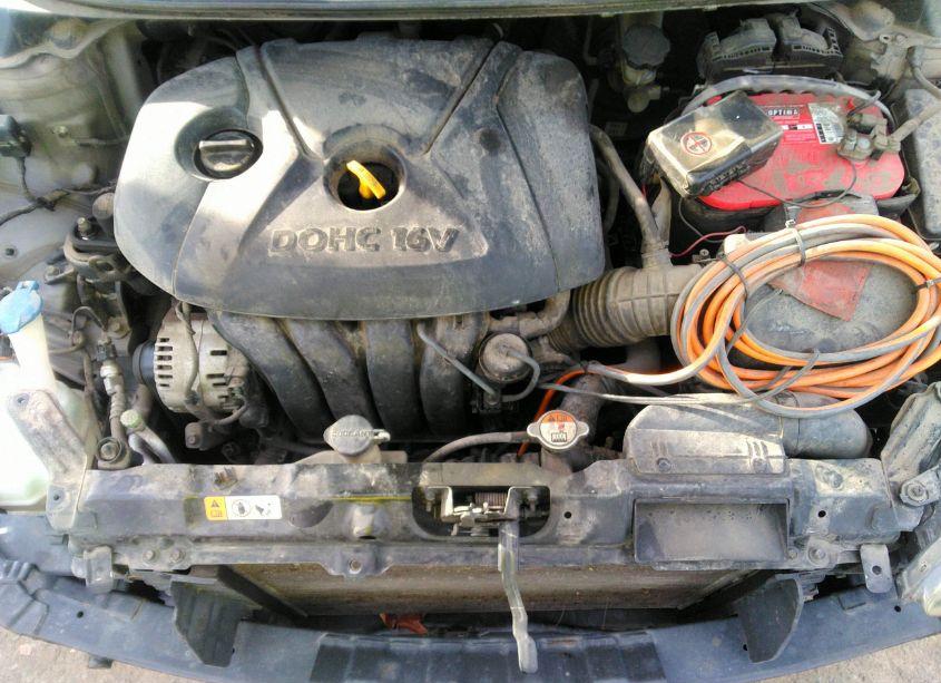 Photo 10 of 2013 Hyundai Elantra LIMITED (VIN 5NPDH4AE6DH337535)