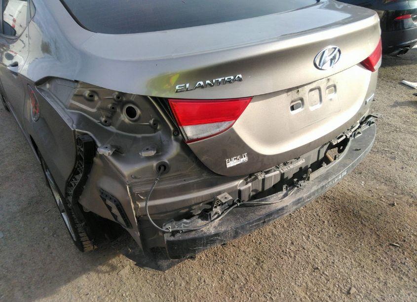 Photo 13 of 2013 Hyundai Elantra LIMITED (VIN 5NPDH4AE6DH337535)