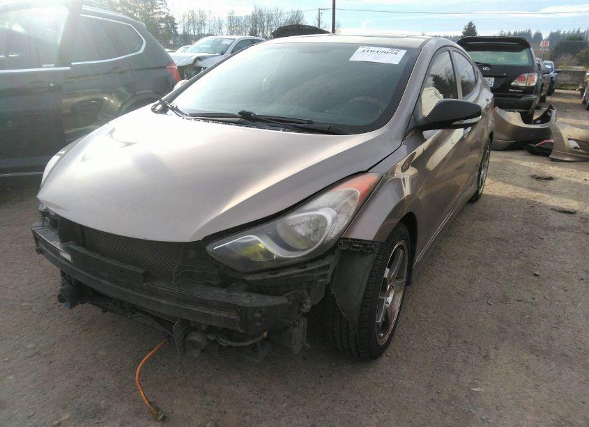 Photo 2 of 2013 Hyundai Elantra LIMITED (VIN 5NPDH4AE6DH337535)