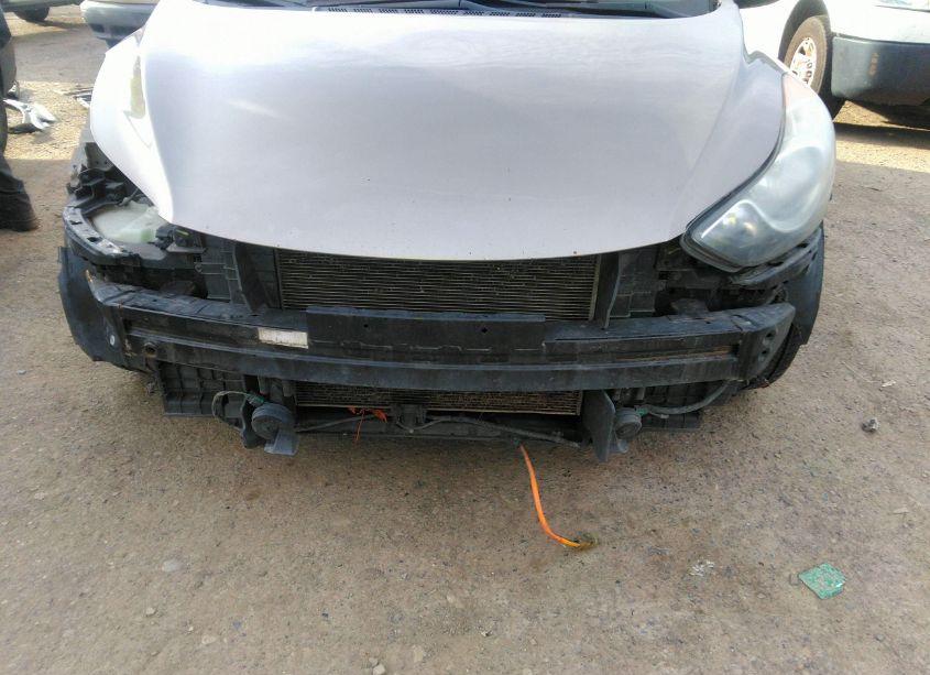 Photo 6 of 2013 Hyundai Elantra LIMITED (VIN 5NPDH4AE6DH337535)