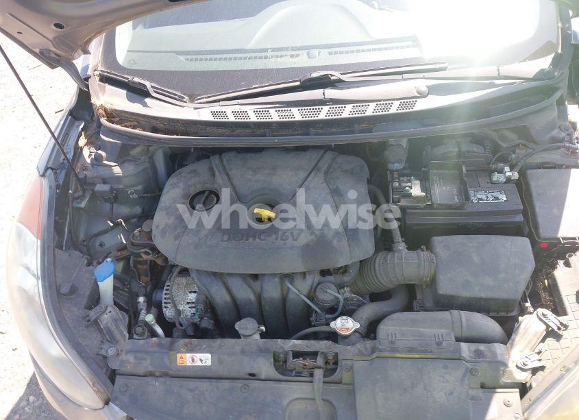 Photo 10 of 2013 Hyundai Elantra GLS (VIN 5NPDH4AE6DH350348)