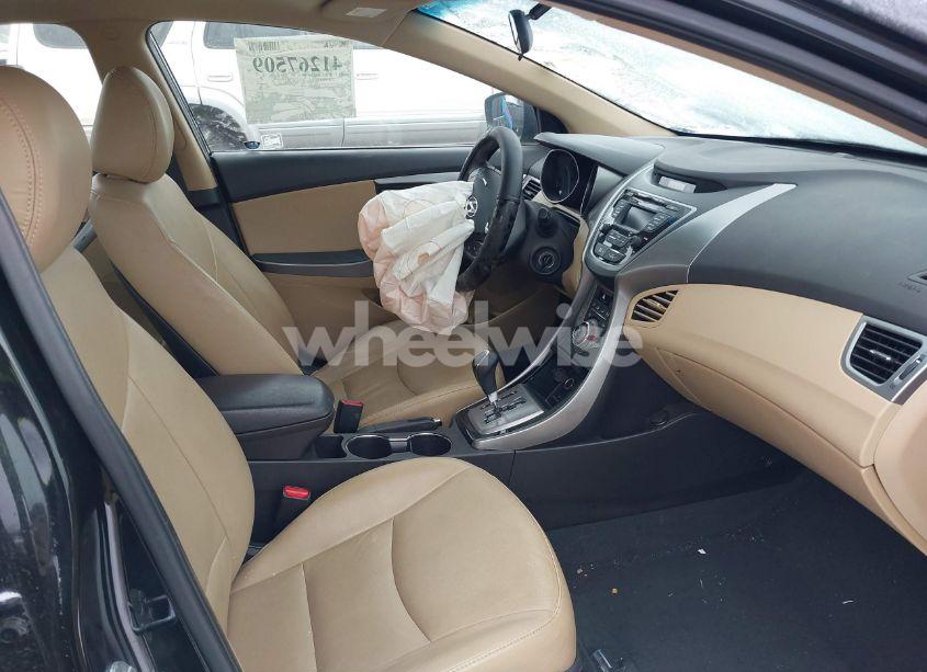 Photo 5 of 2013 Hyundai Elantra LIMITED (VIN 5NPDH4AE6DH370499)