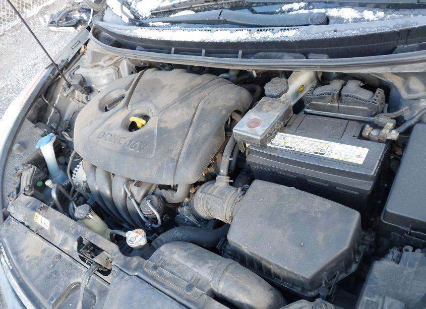 Photo 10 of 2013 Hyundai Elantra GLS (VIN 5NPDH4AE6DH375489)