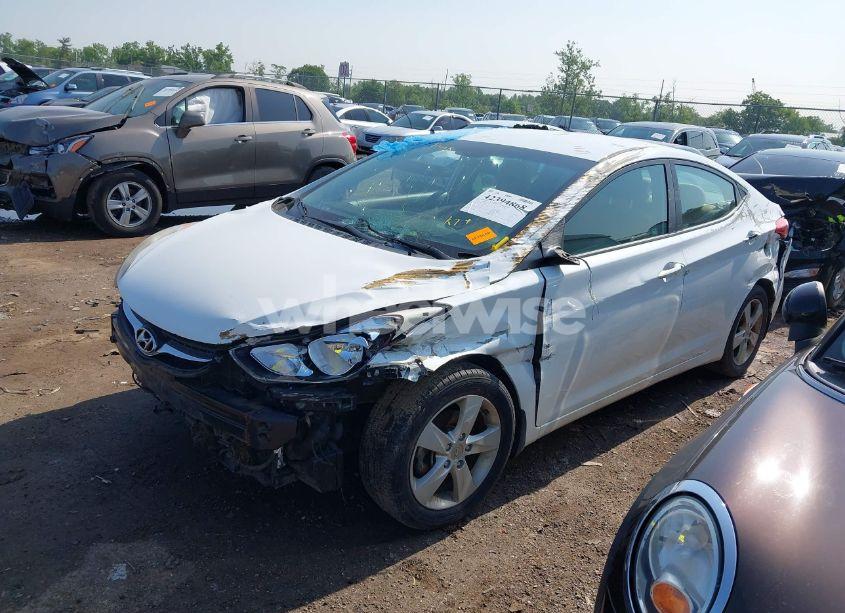 Photo 2 of 2013 Hyundai Elantra GLS (VIN 5NPDH4AE6DH377775)