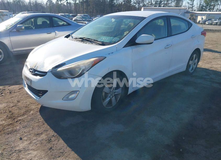 Photo 2 of 2013 Hyundai Elantra GLS (VIN 5NPDH4AE6DH390056)