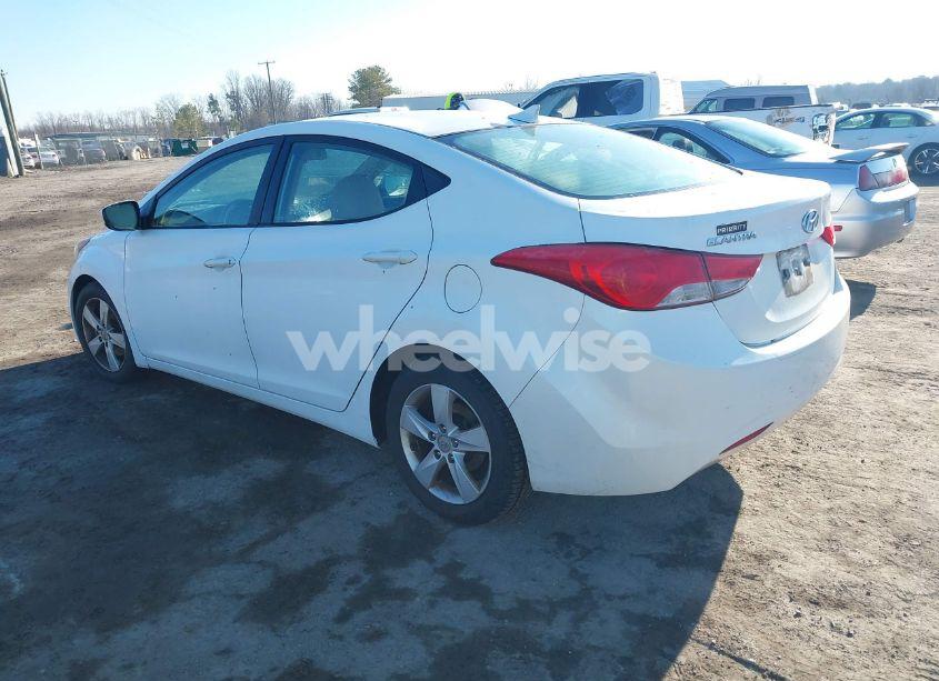 Photo 3 of 2013 Hyundai Elantra GLS (VIN 5NPDH4AE6DH390056)