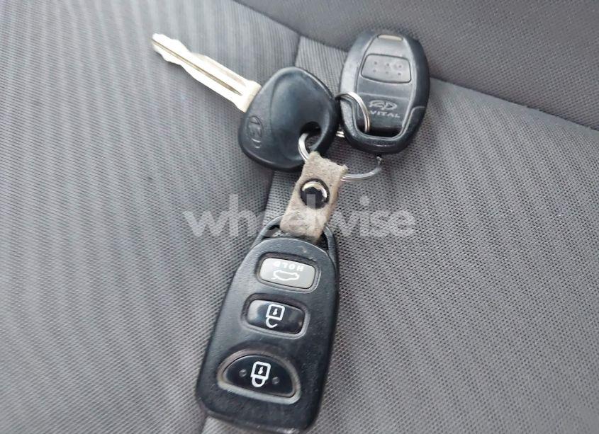 Photo 11 of 2013 Hyundai Elantra GLS (VIN 5NPDH4AE6DH391336)