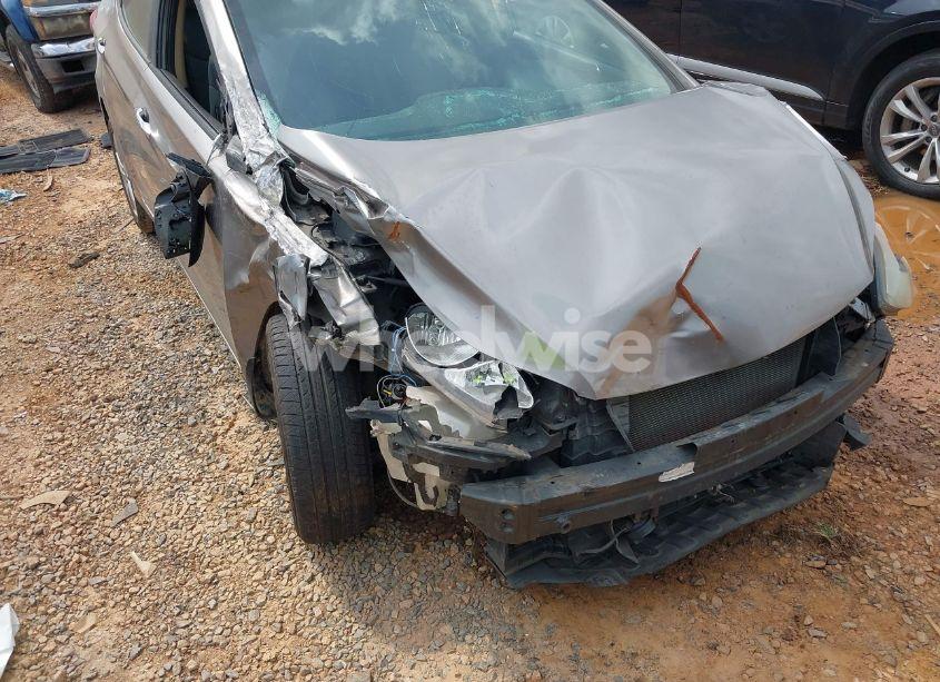 Photo 6 of 2013 Hyundai Elantra GLS (VIN 5NPDH4AE6DH393782)