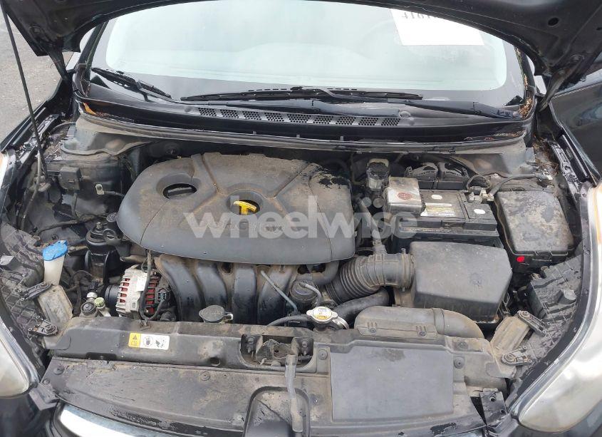 Photo 10 of 2013 Hyundai Elantra GLS (VIN 5NPDH4AE6DH394110)