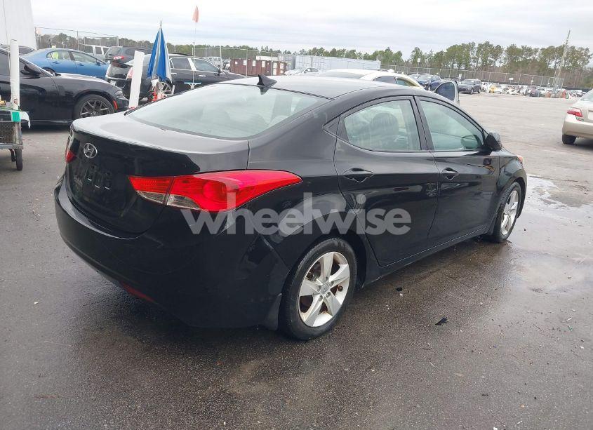 Photo 4 of 2013 Hyundai Elantra GLS (VIN 5NPDH4AE6DH394110)