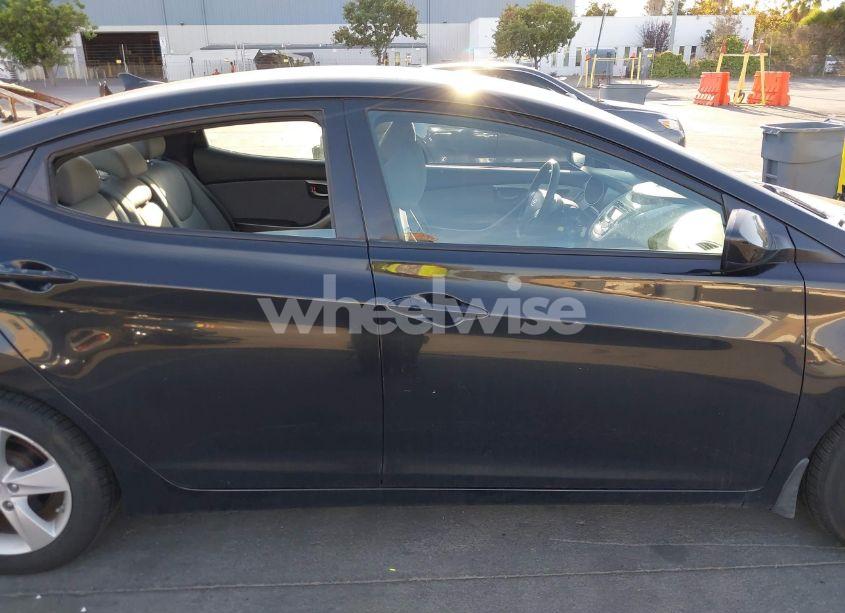 Photo 12 of 2013 Hyundai Elantra GLS (VIN 5NPDH4AE6DH405686)