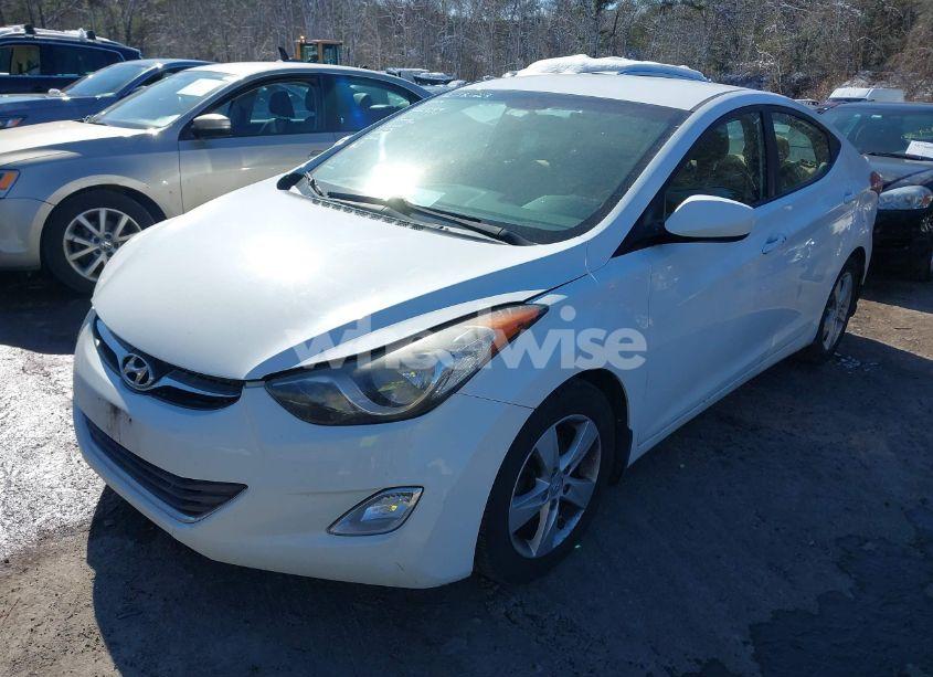 Photo 2 of 2013 Hyundai Elantra GLS (VIN 5NPDH4AE6DH421144)