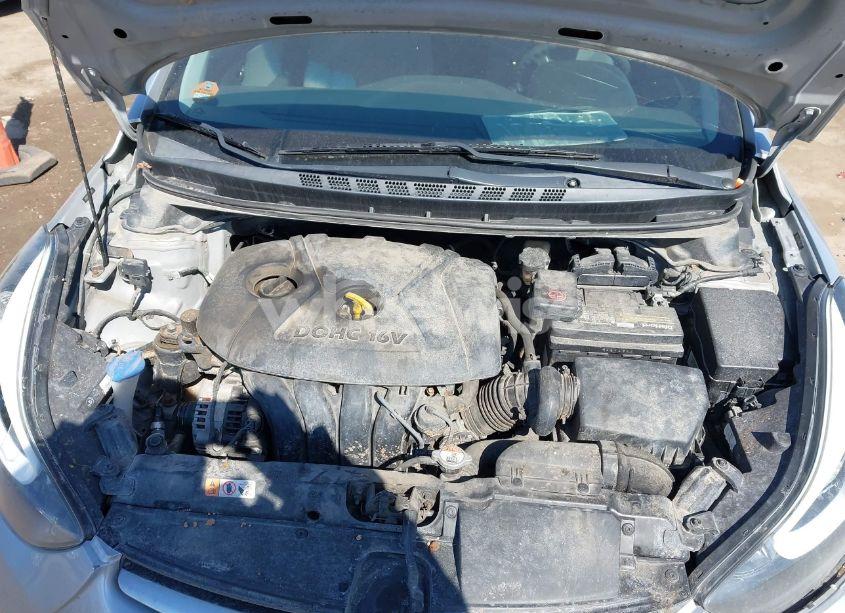 Photo 10 of 2014 Hyundai Elantra SE (VIN 5NPDH4AE6EH462911)