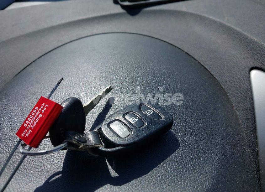 Photo 11 of 2014 Hyundai Elantra SE (VIN 5NPDH4AE6EH462911)