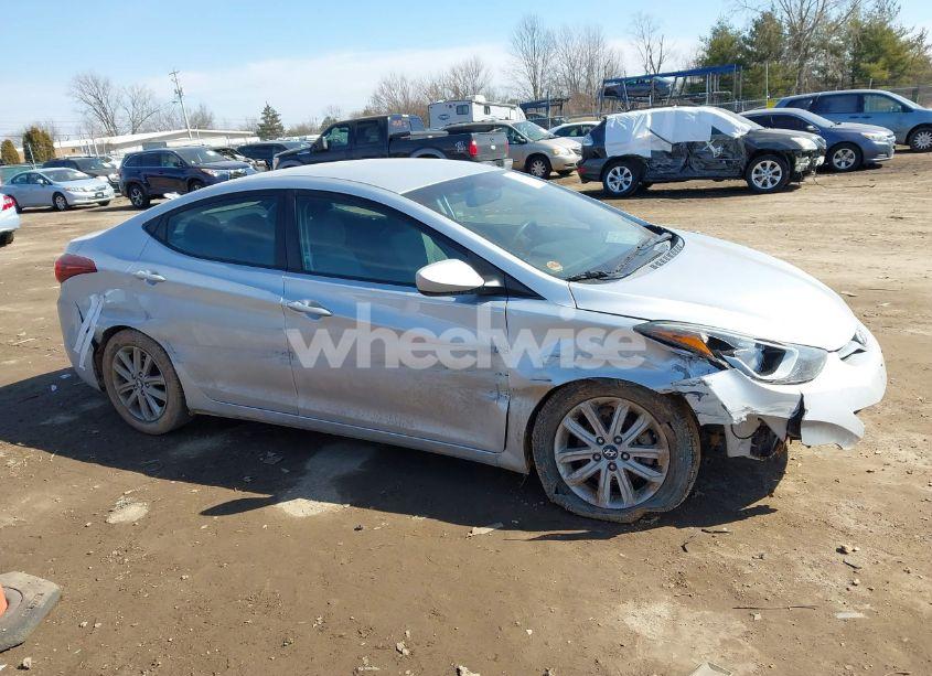 Photo 14 of 2014 Hyundai Elantra SE (VIN 5NPDH4AE6EH462911)