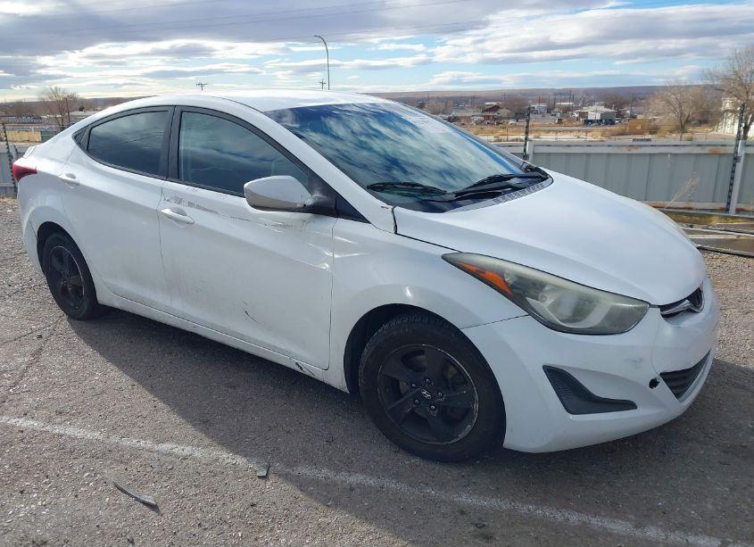 2014 Hyundai Elantra SE (VIN 5NPDH4AE6EH477523) main photo