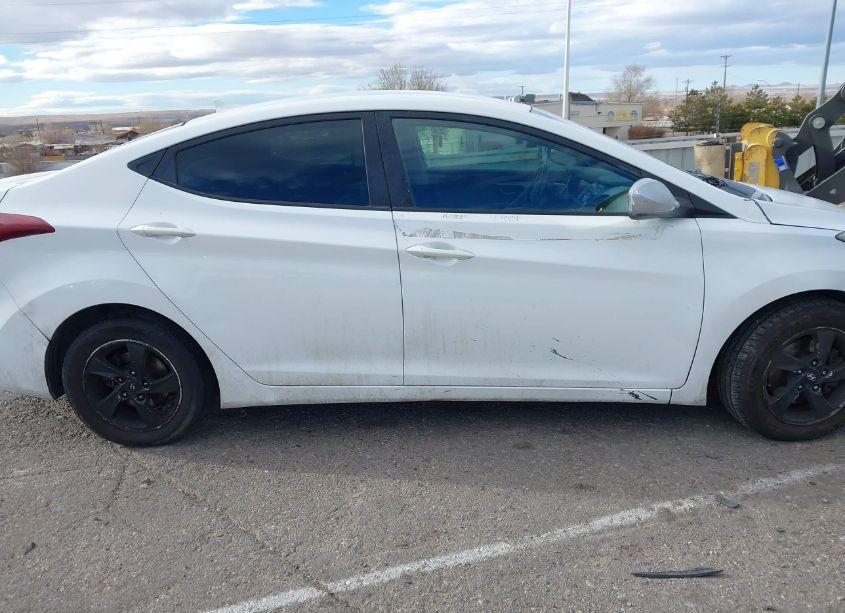 Photo 12 of 2014 Hyundai Elantra SE (VIN 5NPDH4AE6EH477523)