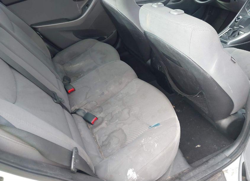 Photo 8 of 2014 Hyundai Elantra SE (VIN 5NPDH4AE6EH477523)