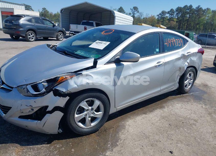 Photo 6 of 2014 Hyundai Elantra SE (VIN 5NPDH4AE6EH519950)
