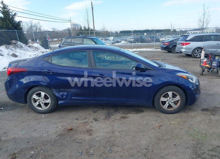 Photo 13 of 2014 Hyundai Elantra SE (VIN 5NPDH4AE6EH520905)