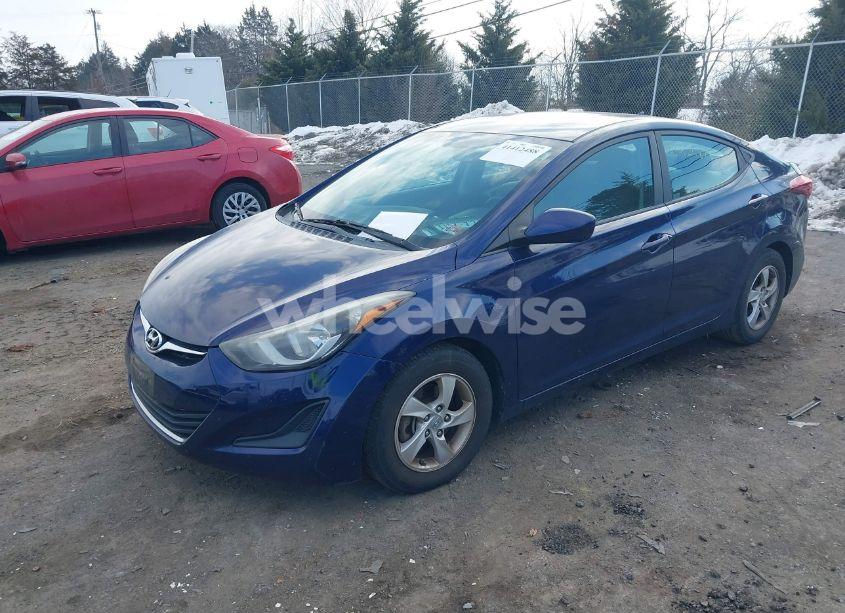 Photo 2 of 2014 Hyundai Elantra SE (VIN 5NPDH4AE6EH520905)
