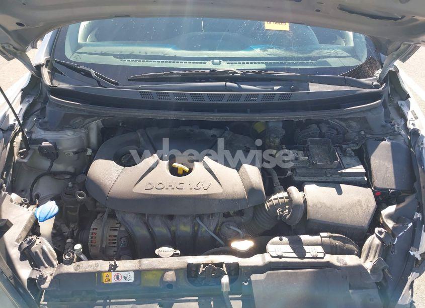 Photo 10 of 2014 Hyundai Elantra SE (VIN 5NPDH4AE6EH526025)