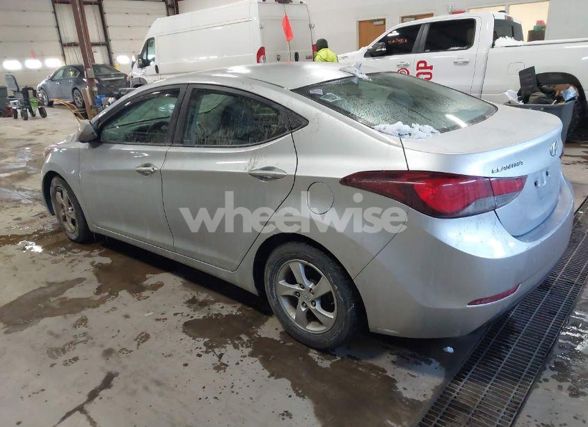 Photo 3 of 2014 Hyundai Elantra SE (VIN 5NPDH4AE6EH527160)