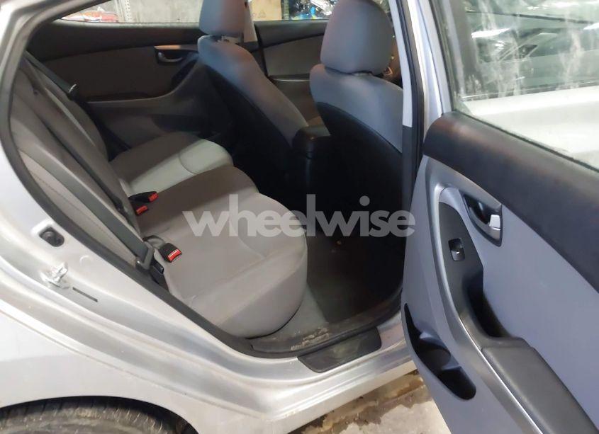 Photo 8 of 2014 Hyundai Elantra SE (VIN 5NPDH4AE6EH527160)