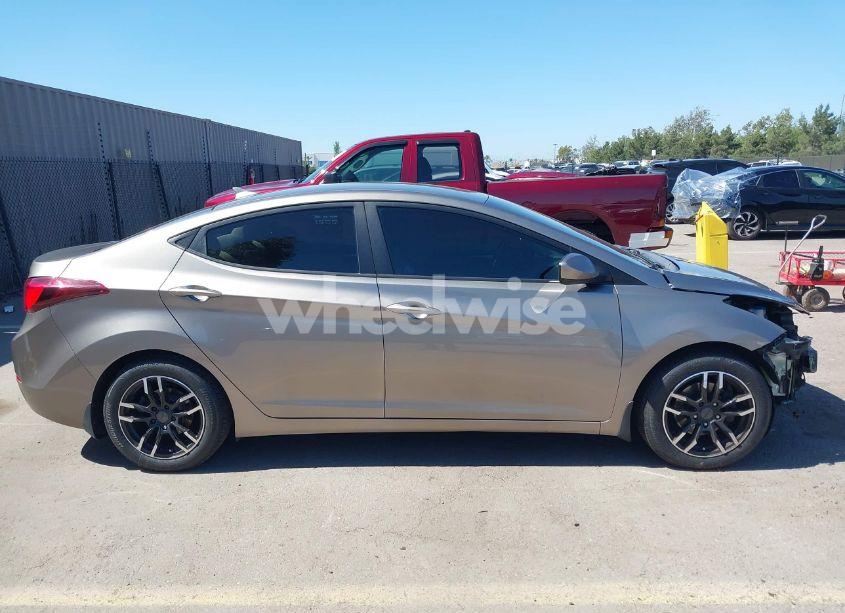 Photo 14 of 2014 Hyundai Elantra SE (VIN 5NPDH4AE6EH532262)