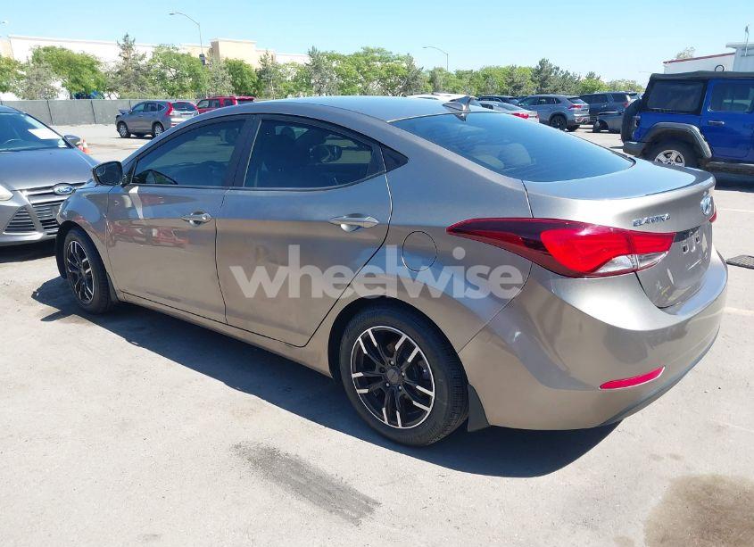 Photo 3 of 2014 Hyundai Elantra SE (VIN 5NPDH4AE6EH532262)