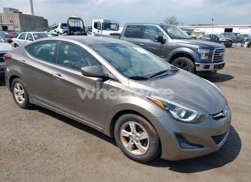 2014 Hyundai Elantra SE (VIN 5NPDH4AE6EH540538) main photo