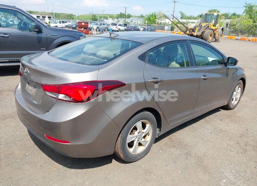 Photo 4 of 2014 Hyundai Elantra SE (VIN 5NPDH4AE6EH540538)