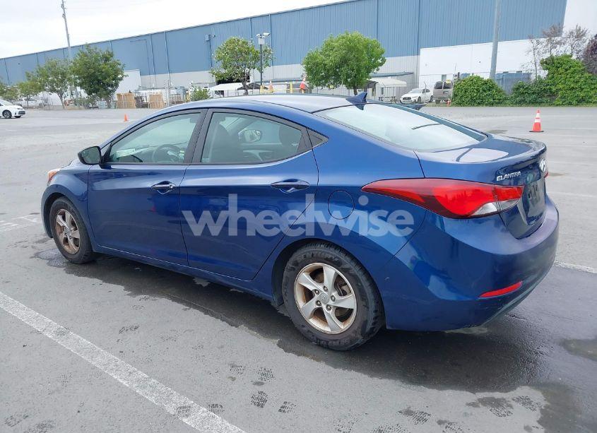 Photo 3 of 2015 Hyundai Elantra SE (VIN 5NPDH4AE6FH563724)