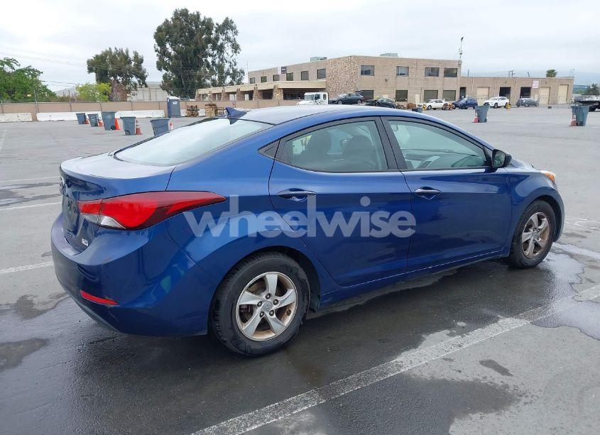 Photo 4 of 2015 Hyundai Elantra SE (VIN 5NPDH4AE6FH563724)