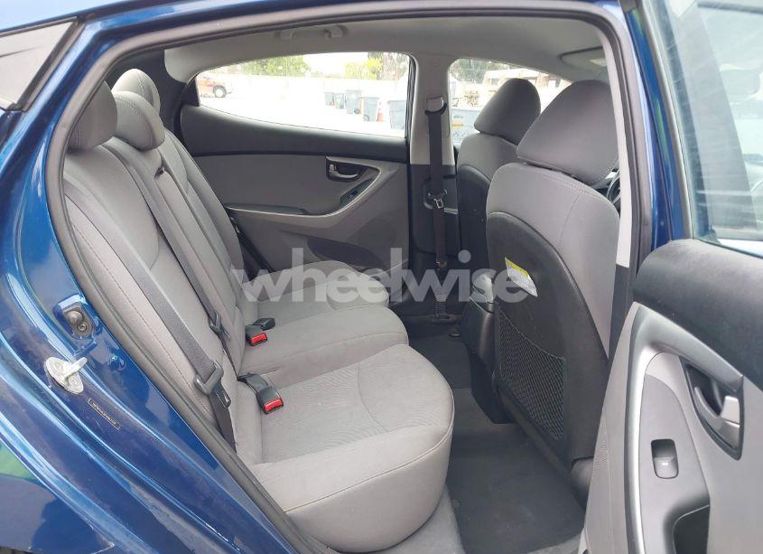 Photo 8 of 2015 Hyundai Elantra SE (VIN 5NPDH4AE6FH563724)
