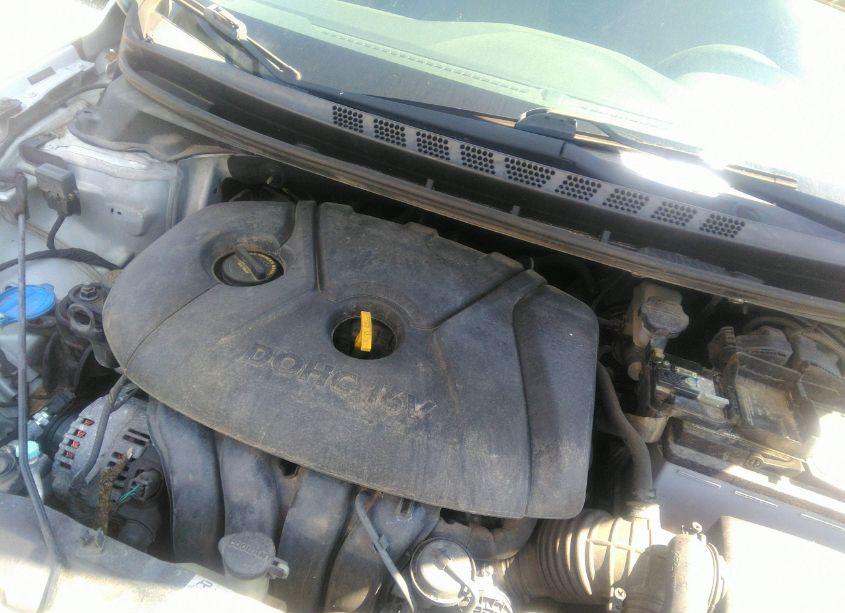 Photo 10 of 2015 Hyundai Elantra SE (VIN 5NPDH4AE6FH564050)