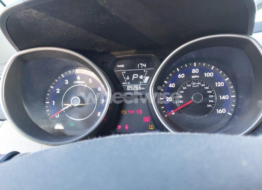 Photo 7 of 2015 Hyundai Elantra SE (VIN 5NPDH4AE6FH590941)