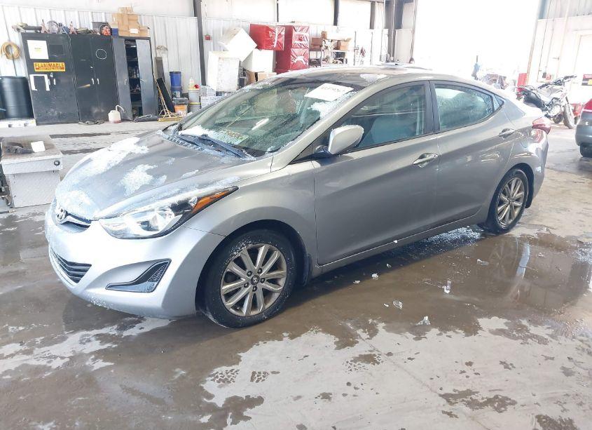 Photo 2 of 2015 Hyundai Elantra SE (VIN 5NPDH4AE6FH601310)