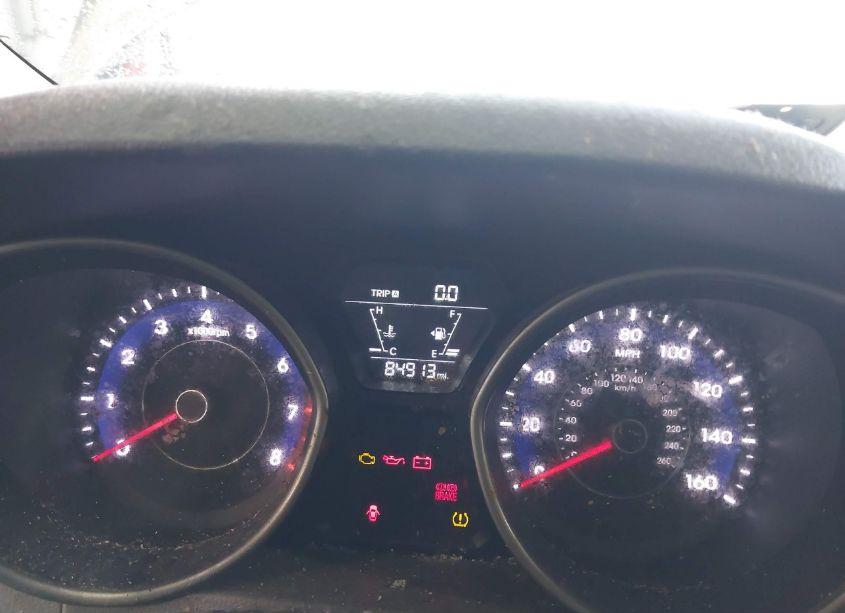 Photo 7 of 2015 Hyundai Elantra SE (VIN 5NPDH4AE6FH601310)