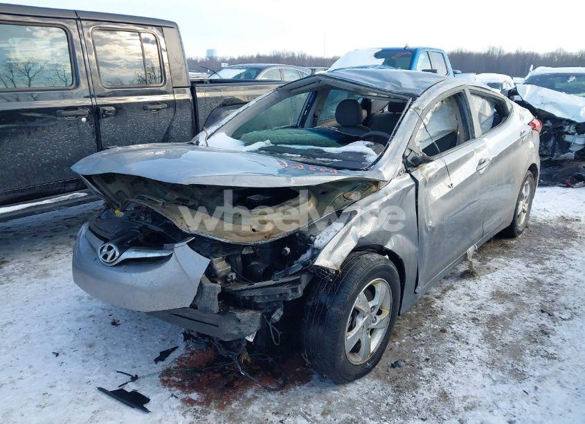 Photo 2 of 2015 Hyundai Elantra SE (VIN 5NPDH4AE6FH602554)