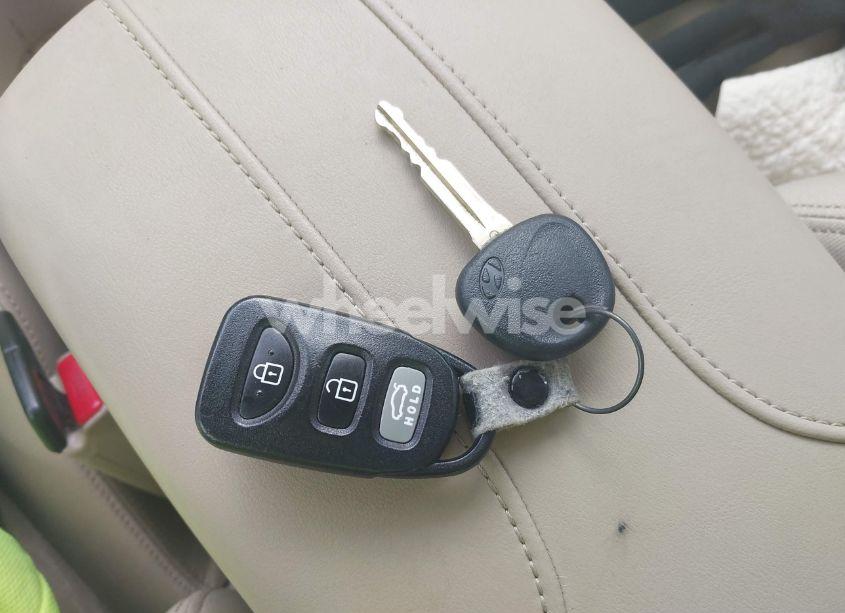 Photo 11 of 2015 Hyundai Elantra LIMITED (VIN 5NPDH4AE6FH619421)