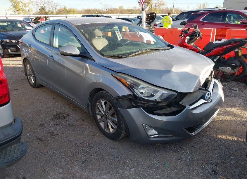 2015 Hyundai Elantra SE (VIN 5NPDH4AE6FH619984) main photo