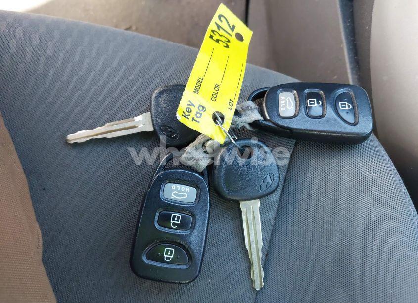 Photo 11 of 2015 Hyundai Elantra SE (VIN 5NPDH4AE6FH629656)