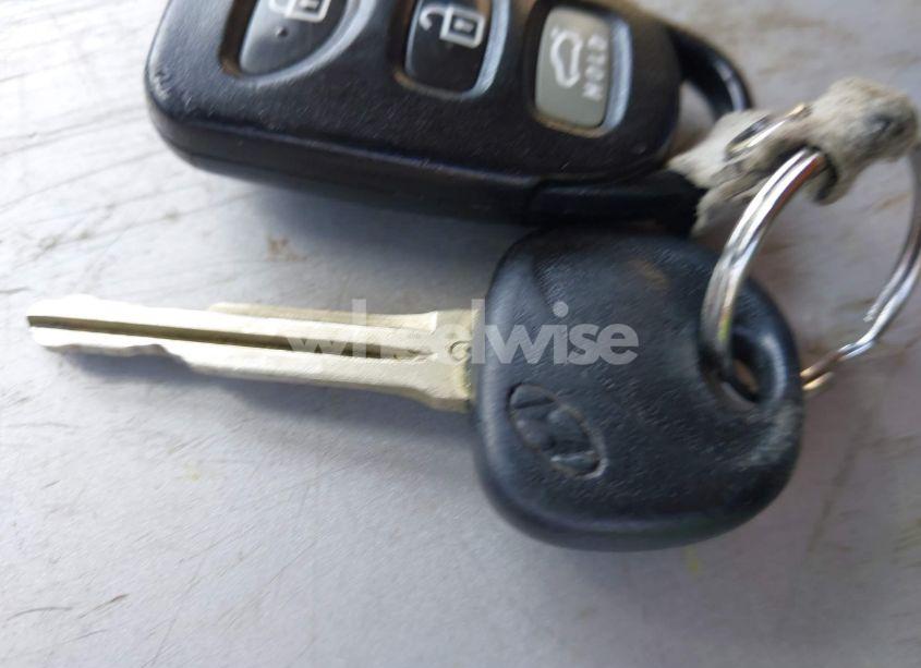 Photo 11 of 2015 Hyundai Elantra SE (VIN 5NPDH4AE6FH636154)