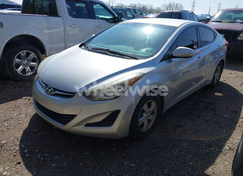 Photo 2 of 2015 Hyundai Elantra SE (VIN 5NPDH4AE6FH636154)