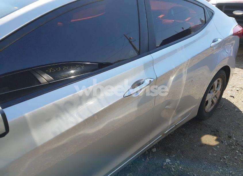 Photo 6 of 2015 Hyundai Elantra SE (VIN 5NPDH4AE6FH636154)